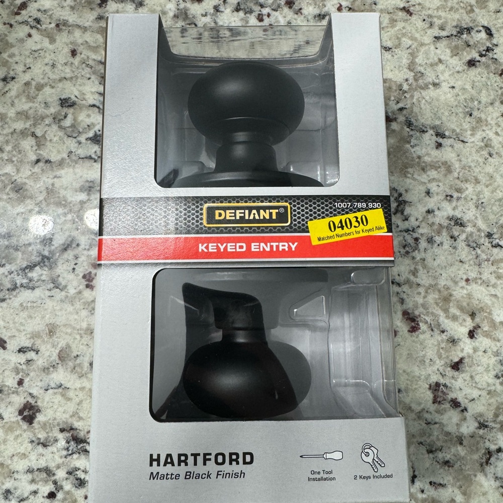 Defiant Matte Black Door Knob